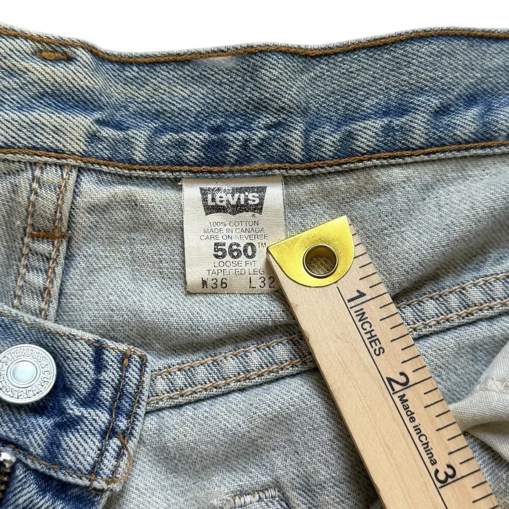 Vintage 90s Levis 560 Thrashed Distressed Jeans 36x32 Made‎ in Canada Grunge